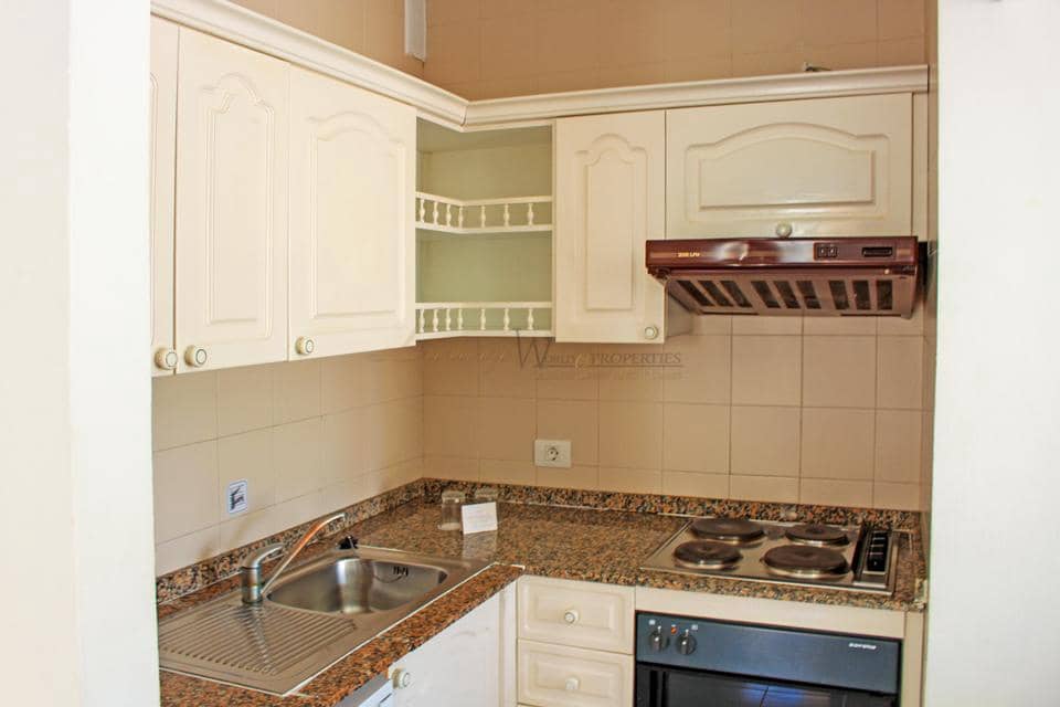 2 bedroom Flat for sale in Costa Adeje with pool - € 260,000 (Ref: 9747364)