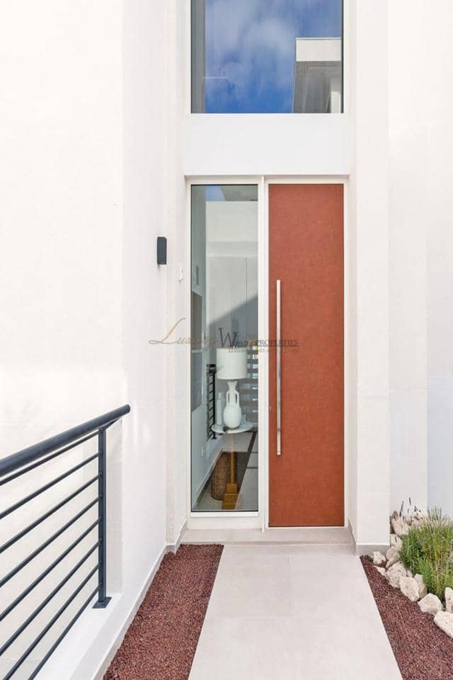 3 sovrum Villa till salu i Costa Adeje med pool garage - 1 995 500 € (Ref: 9752463)