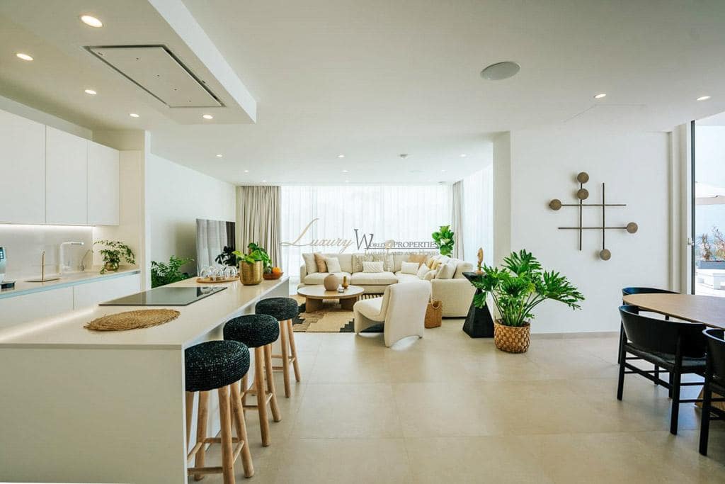 3 sovrum Villa till salu i Costa Adeje med pool garage - 1 995 500 € (Ref: 9752463)