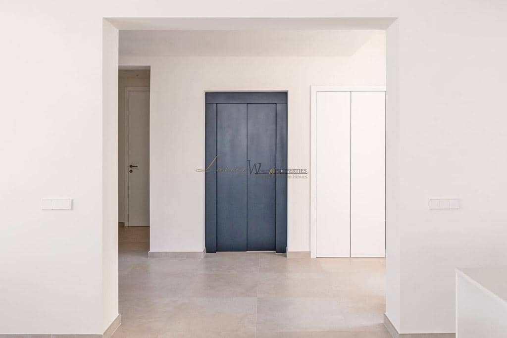 3 sovrum Villa till salu i Costa Adeje med pool garage - 1 995 500 € (Ref: 9752463)