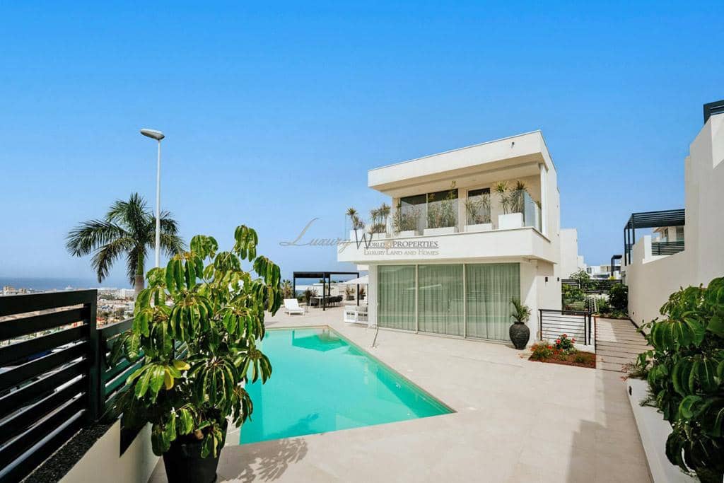 3 sovrum Villa till salu i Costa Adeje med pool garage - 1 995 500 € (Ref: 9752463)