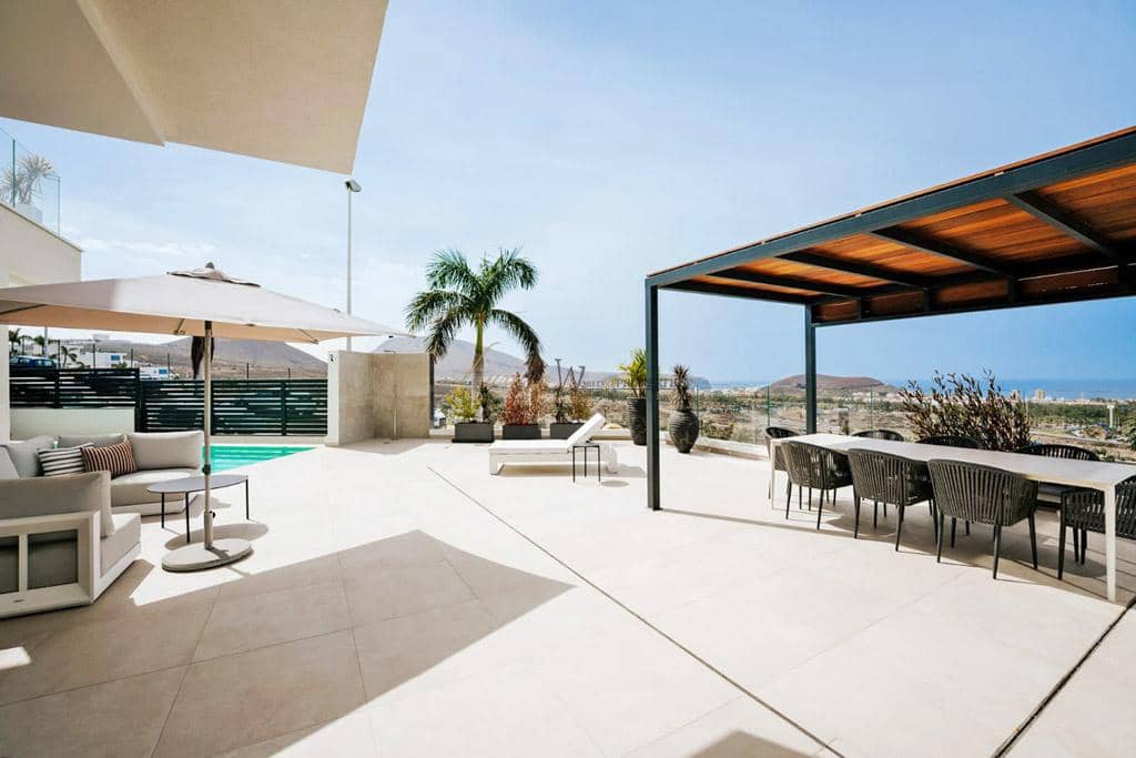 3 sovrum Villa till salu i Costa Adeje med pool garage - 1 995 500 € (Ref: 9752463)