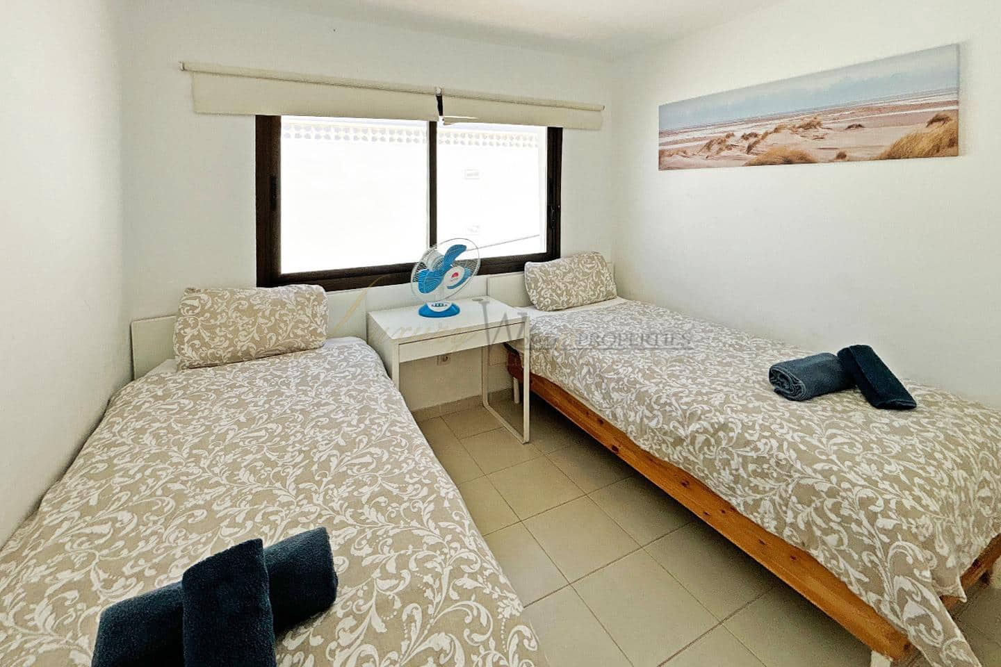 2 bedroom Flat for sale in Los Cristianos with pool - € 670,000 (Ref: 9761488)