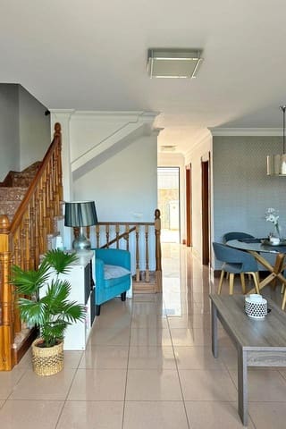 3 chambre Villa/Maison à vendre à Playa de Fañabé Alto, Adeje avec garage - 465 000 € (Ref: 9775875)