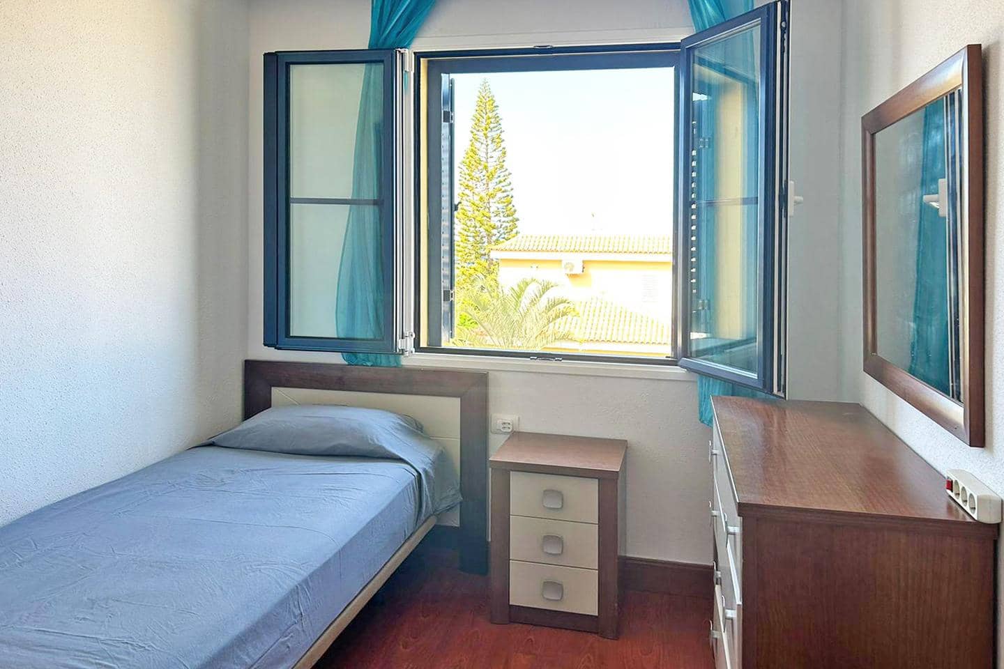 3 soveværelse Villa til salg i Costa Adeje med garage - € 465.000 (Ref: 9775875)