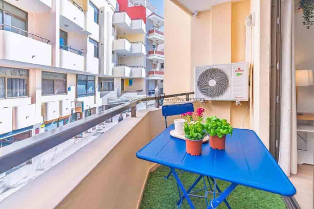 1 soveværelse Lejlighed til salg i El Medano - € 275.000 (Ref: 9778998)