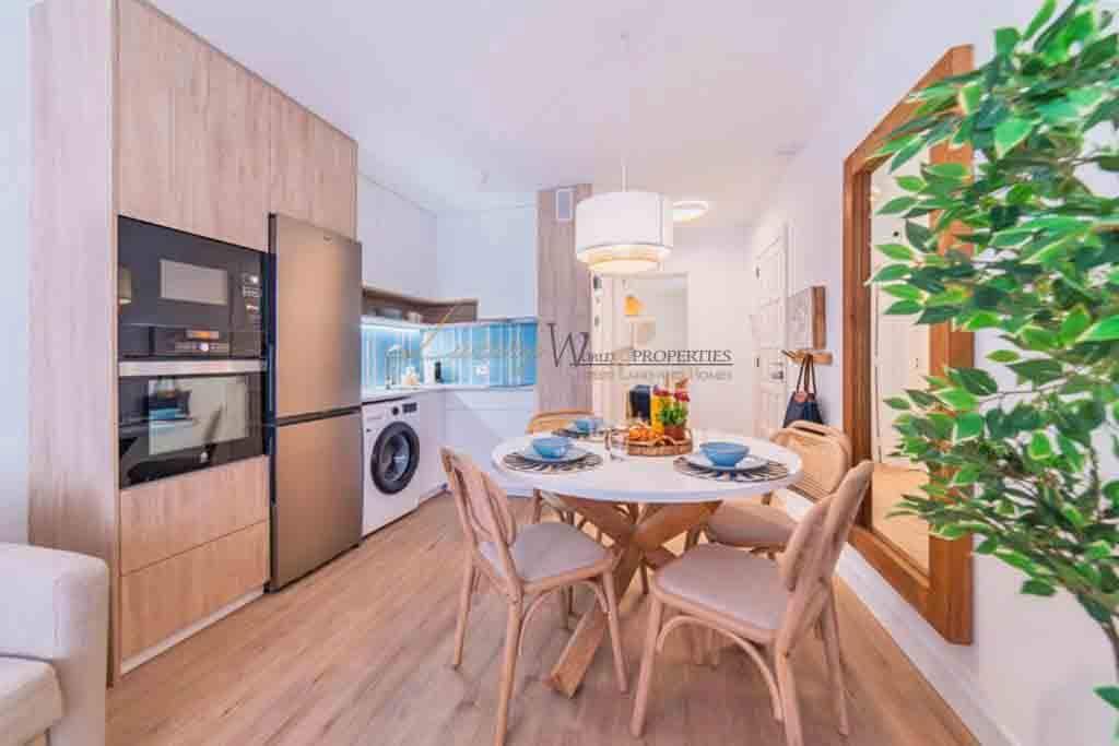 1 soveværelse Lejlighed til salg i El Medano - € 275.000 (Ref: 9778998)