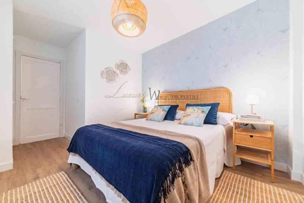 1 soveværelse Lejlighed til salg i El Medano - € 275.000 (Ref: 9778998)