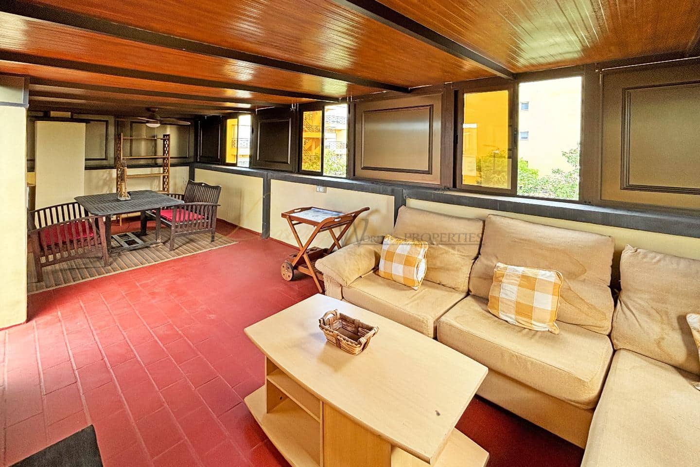 3 bedroom Flat for sale in Parque de la Reina with garage - € 298,000 (Ref: 9789559)