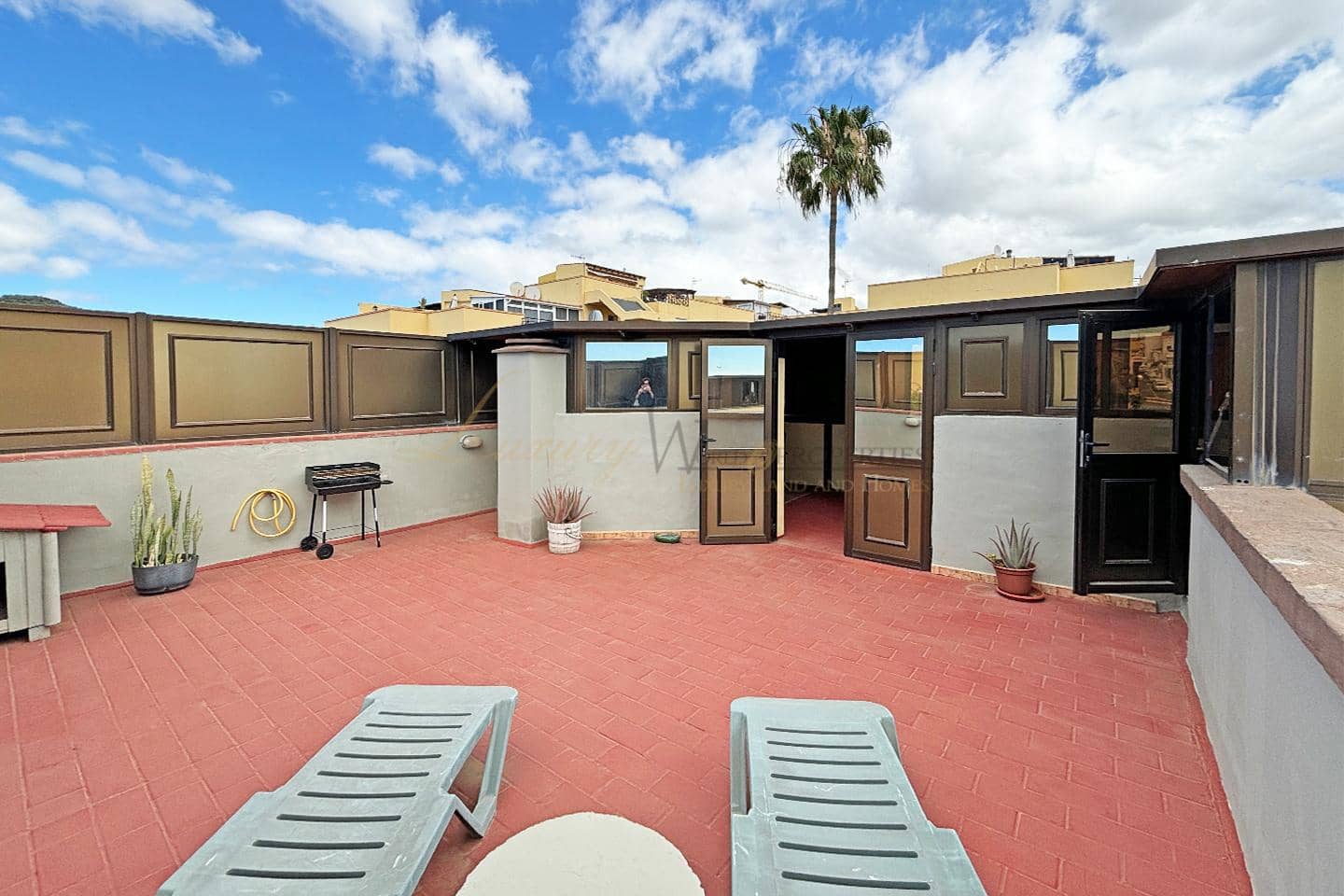 3 bedroom Flat for sale in Parque de la Reina with garage - € 298,000 (Ref: 9789559)