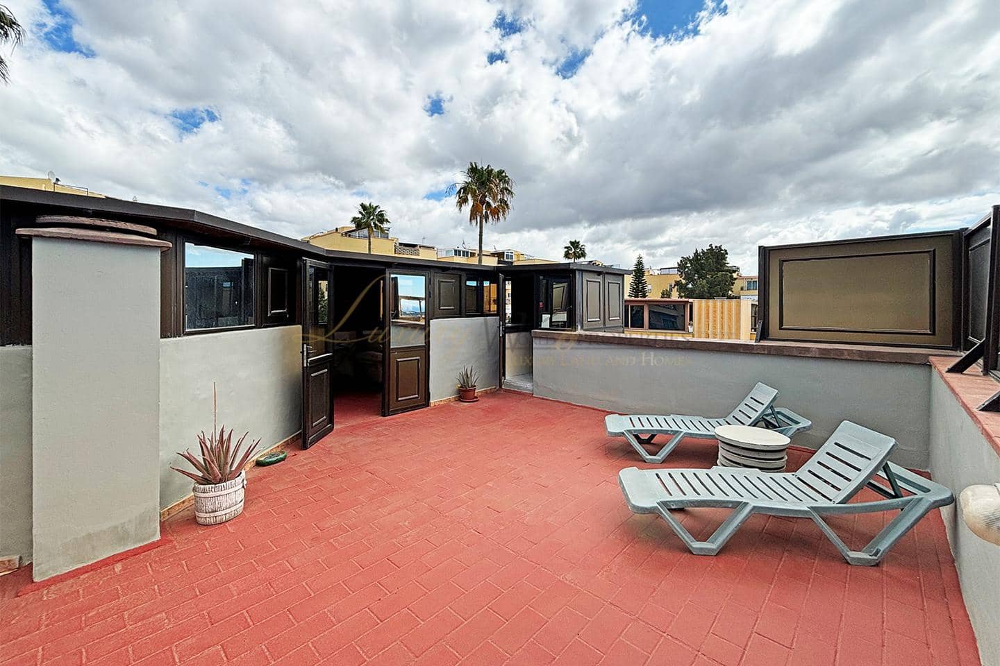 3 bedroom Flat for sale in Parque de la Reina with garage - € 298,000 (Ref: 9789559)