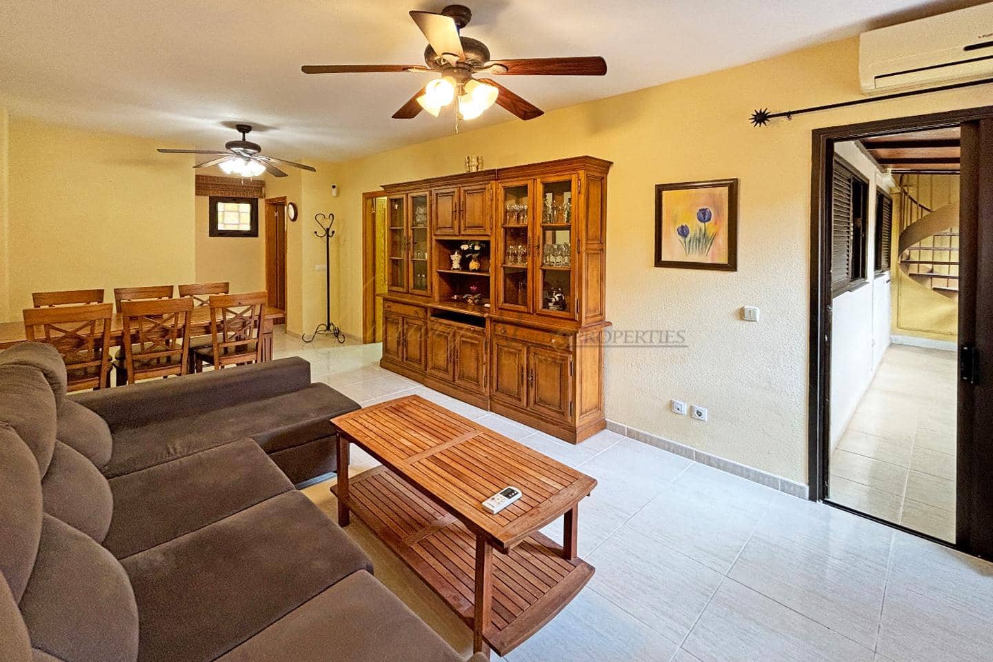 3 bedroom Flat for sale in Parque de la Reina with garage - € 298,000 (Ref: 9789559)