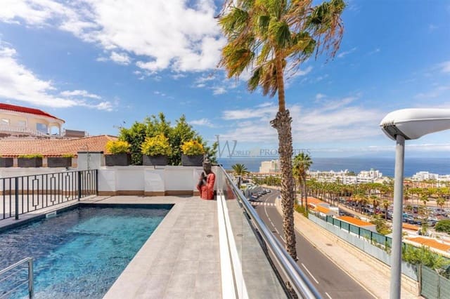 6 makuuhuone Huvila myytävänä paikassa San Eugenio Alto, Adeje mukana uima-altaan 
autotalli - 1 995 000 € (Ref: 9793647)