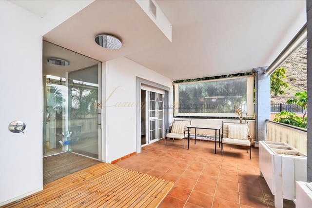 5 Zimmer Villa zu verkaufen in Los Cristianos, Arona mit Pool Garage - 1.790.000 € (Ref: 9815008)
