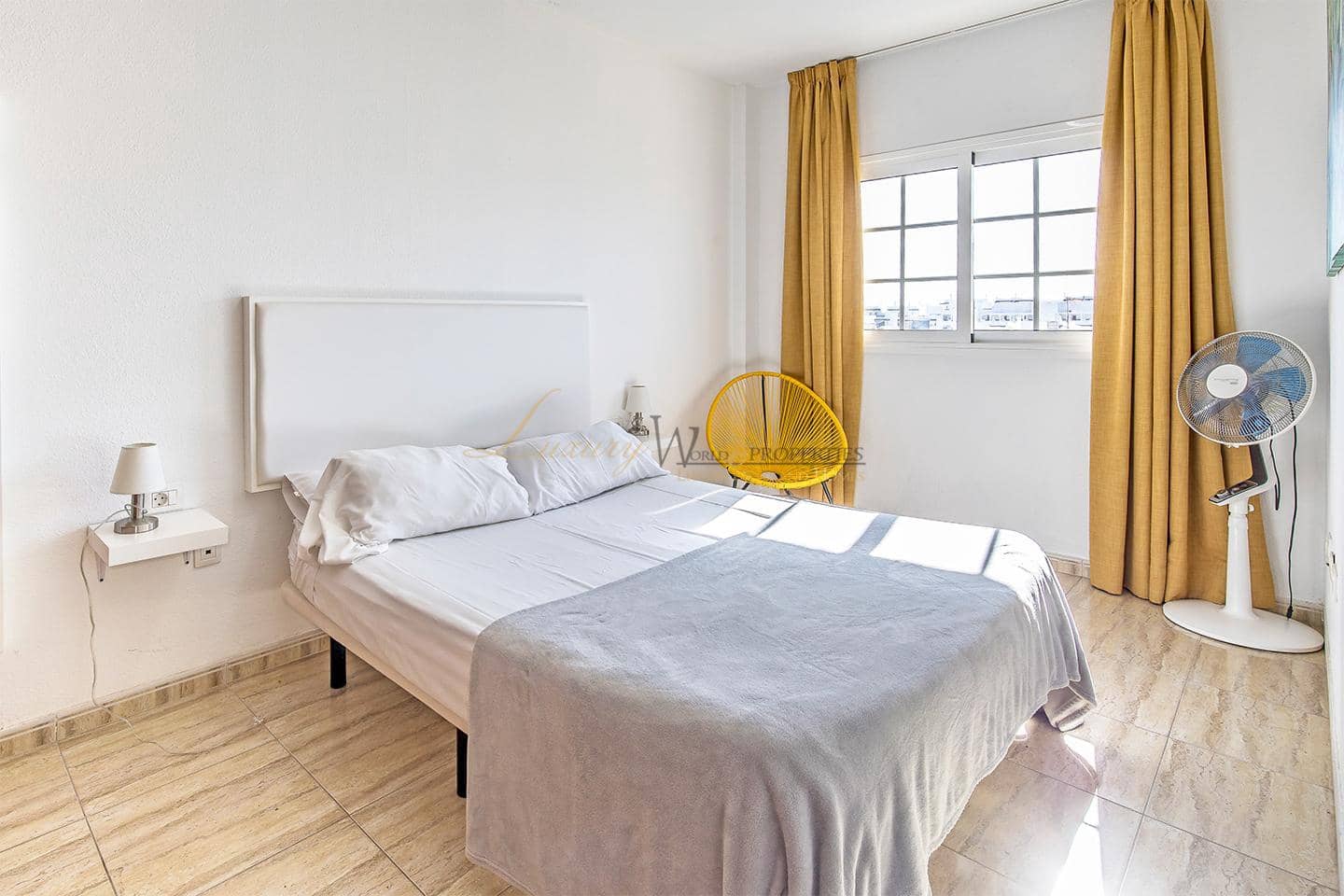 2 bedroom Flat for sale in Palm-Mar with pool garage - € 364,000 (Ref: 9823578)