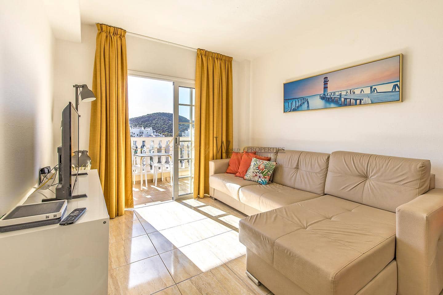 2 bedroom Flat for sale in Palm-Mar with pool garage - € 364,000 (Ref: 9823578)