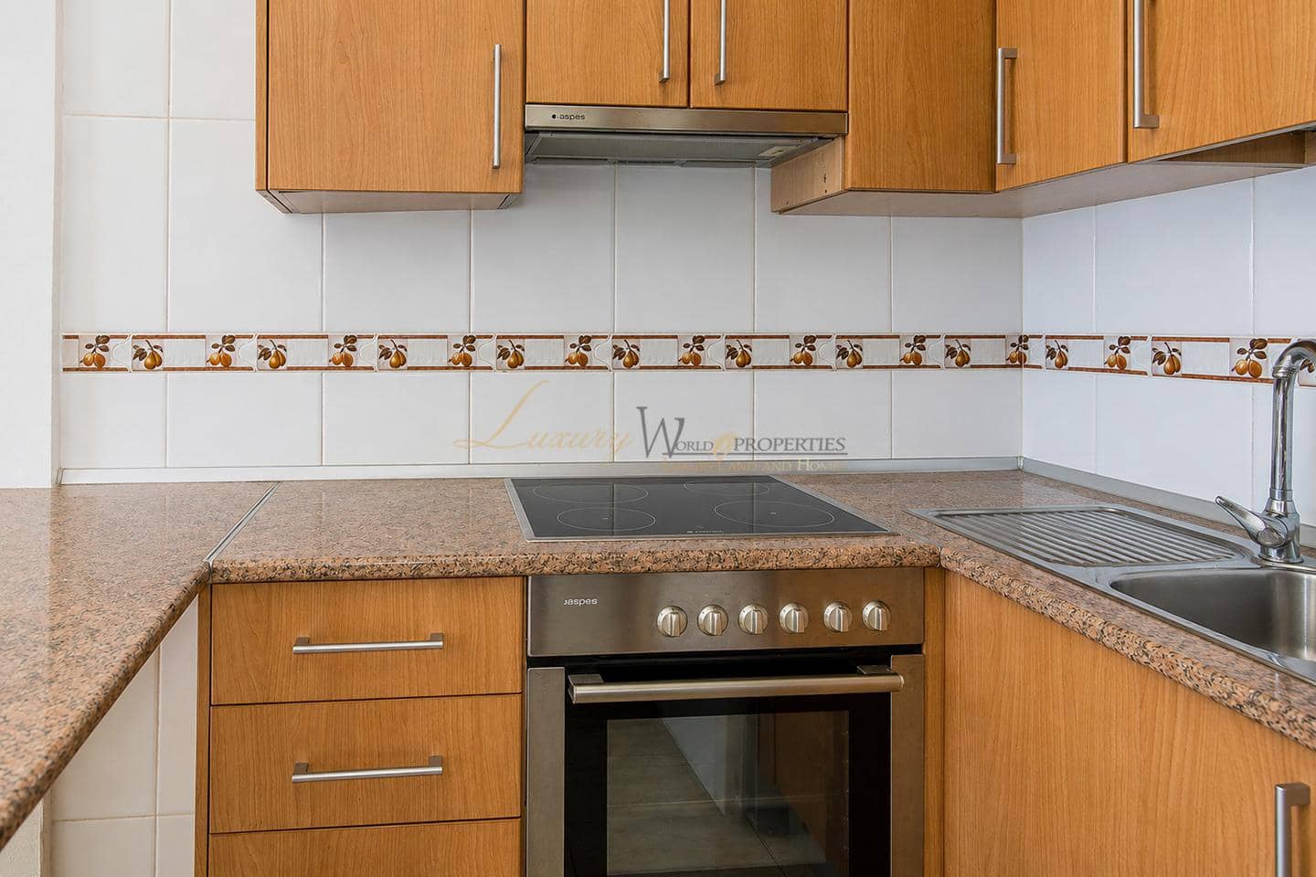 2 bedroom Flat for sale in Palm-Mar with pool garage - € 364,000 (Ref: 9823578)