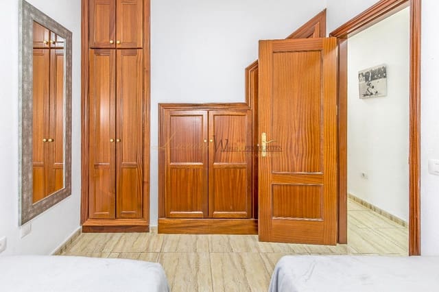 2 soverom Leilighet til salgs i Palm-Mar, Arona med svømmebasseng garasje - € 364 000 (Ref: 9823578)