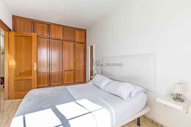 2 soverom Leilighet til salgs i Palm-Mar, Arona med svømmebasseng garasje - € 364 000 (Ref: 9823578)