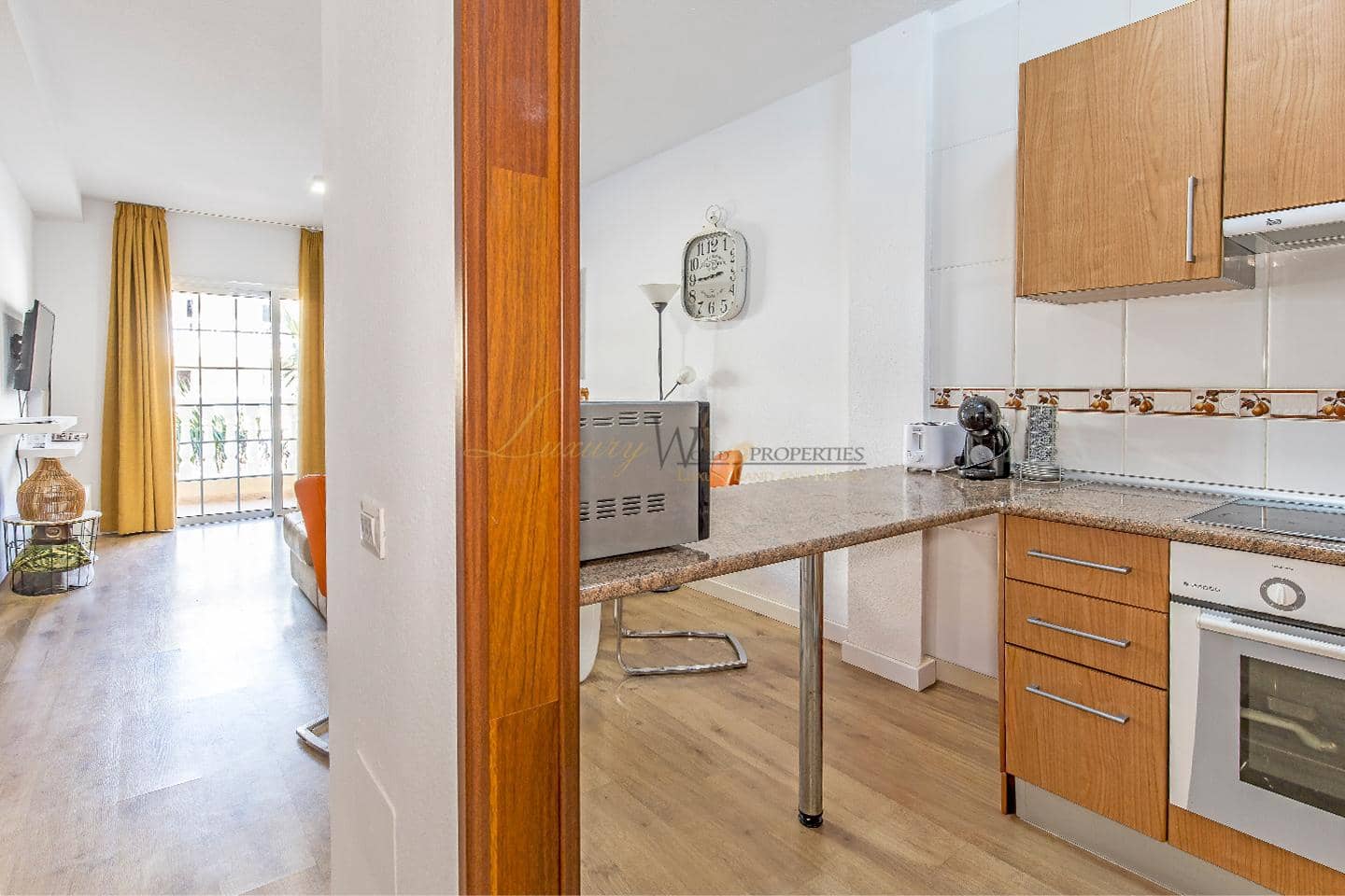 2 bedroom Flat for sale in Palm-Mar with pool garage - € 364,000 (Ref: 9823857)