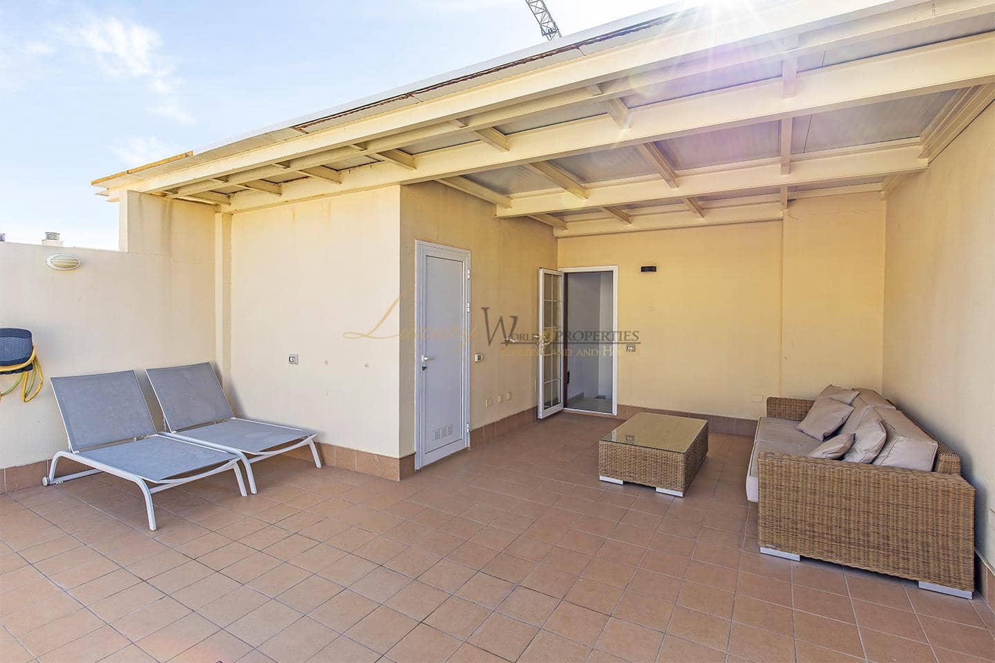 2 bedroom Flat for sale in Palm-Mar with pool garage - € 364,000 (Ref: 9823857)