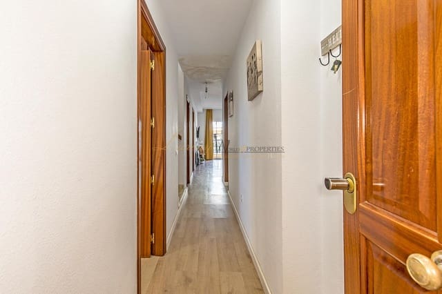 2 soverom Leilighet til salgs i Palm-Mar, Arona med svømmebasseng garasje - € 364 000 (Ref: 9823857)