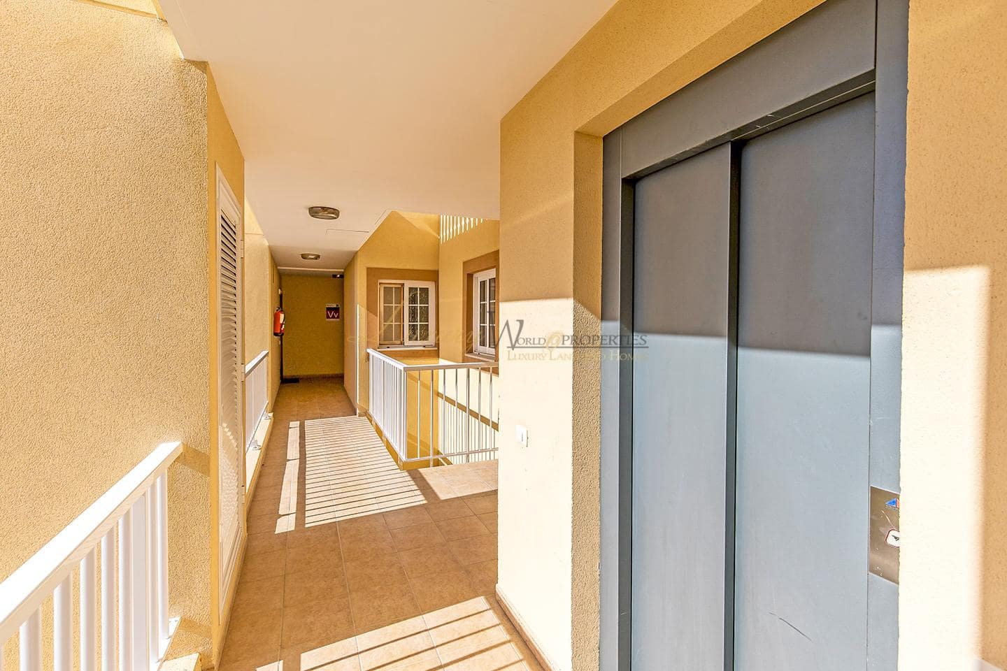 2 bedroom Flat for sale in Palm-Mar with pool garage - € 364,000 (Ref: 9823857)
