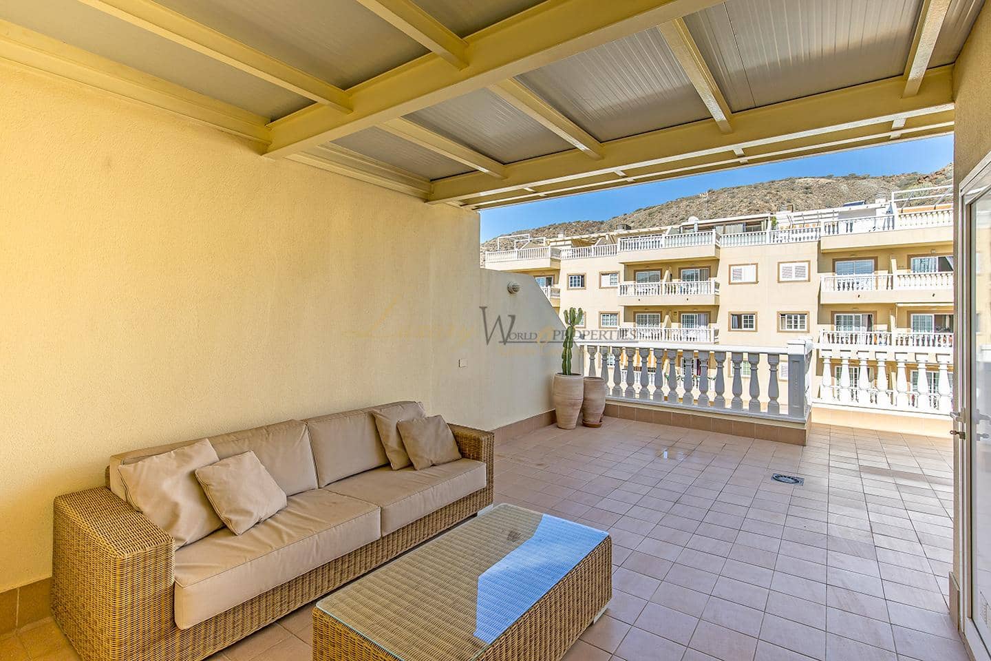 2 bedroom Flat for sale in Palm-Mar with pool garage - € 364,000 (Ref: 9823857)