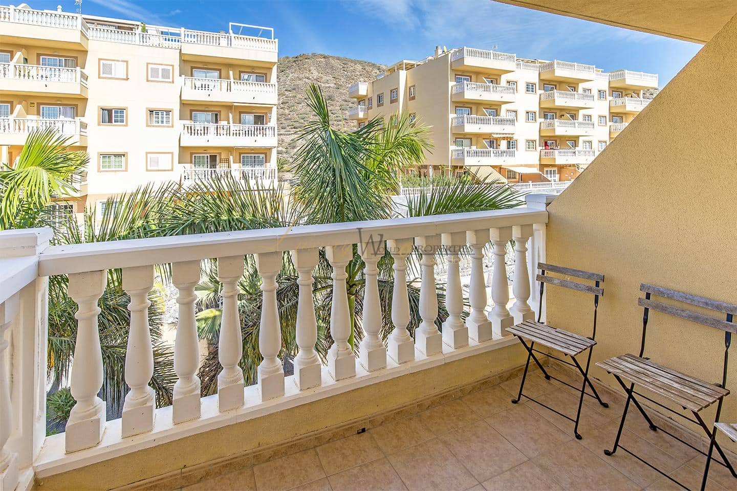 2 bedroom Flat for sale in Palm-Mar with pool garage - € 364,000 (Ref: 9823857)