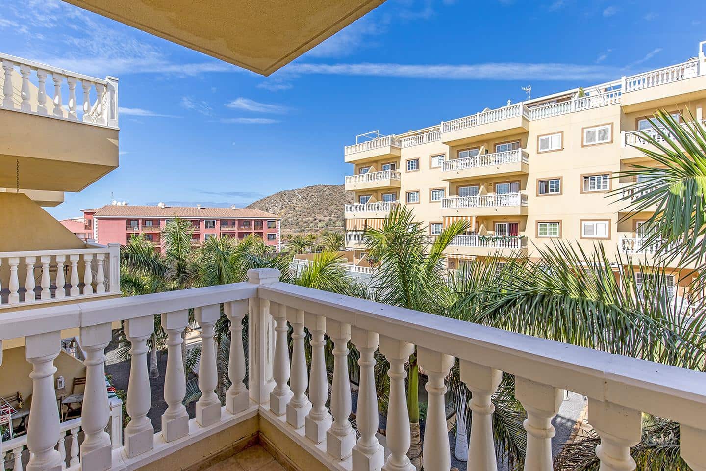 2 bedroom Flat for sale in Palm-Mar with pool garage - € 364,000 (Ref: 9823857)