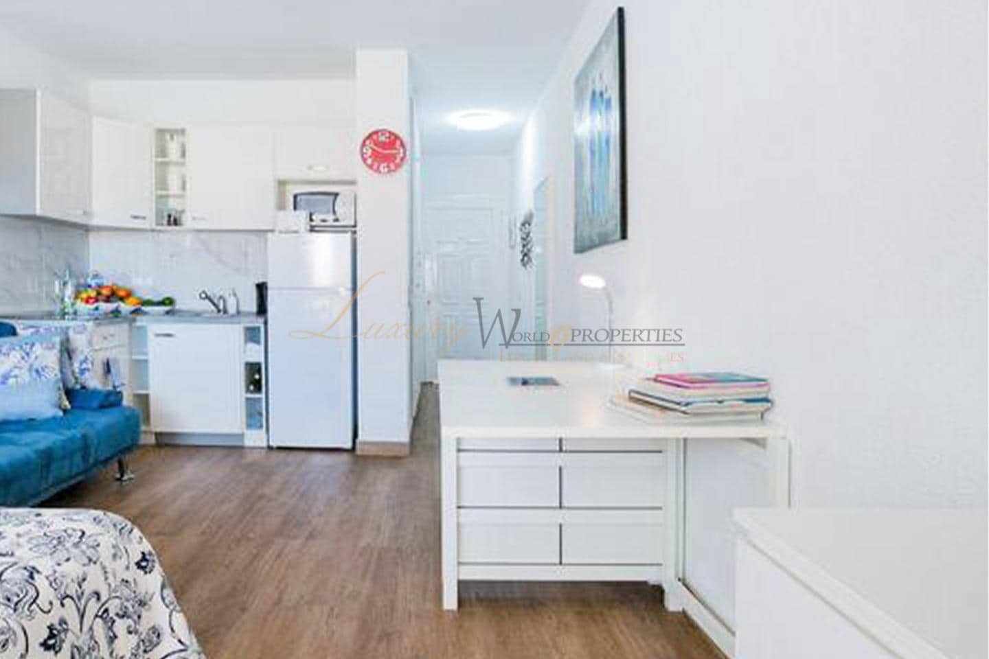 Appartement à vendre à Costa Adeje avec piscine - 252 000 € (Ref: 9833011)