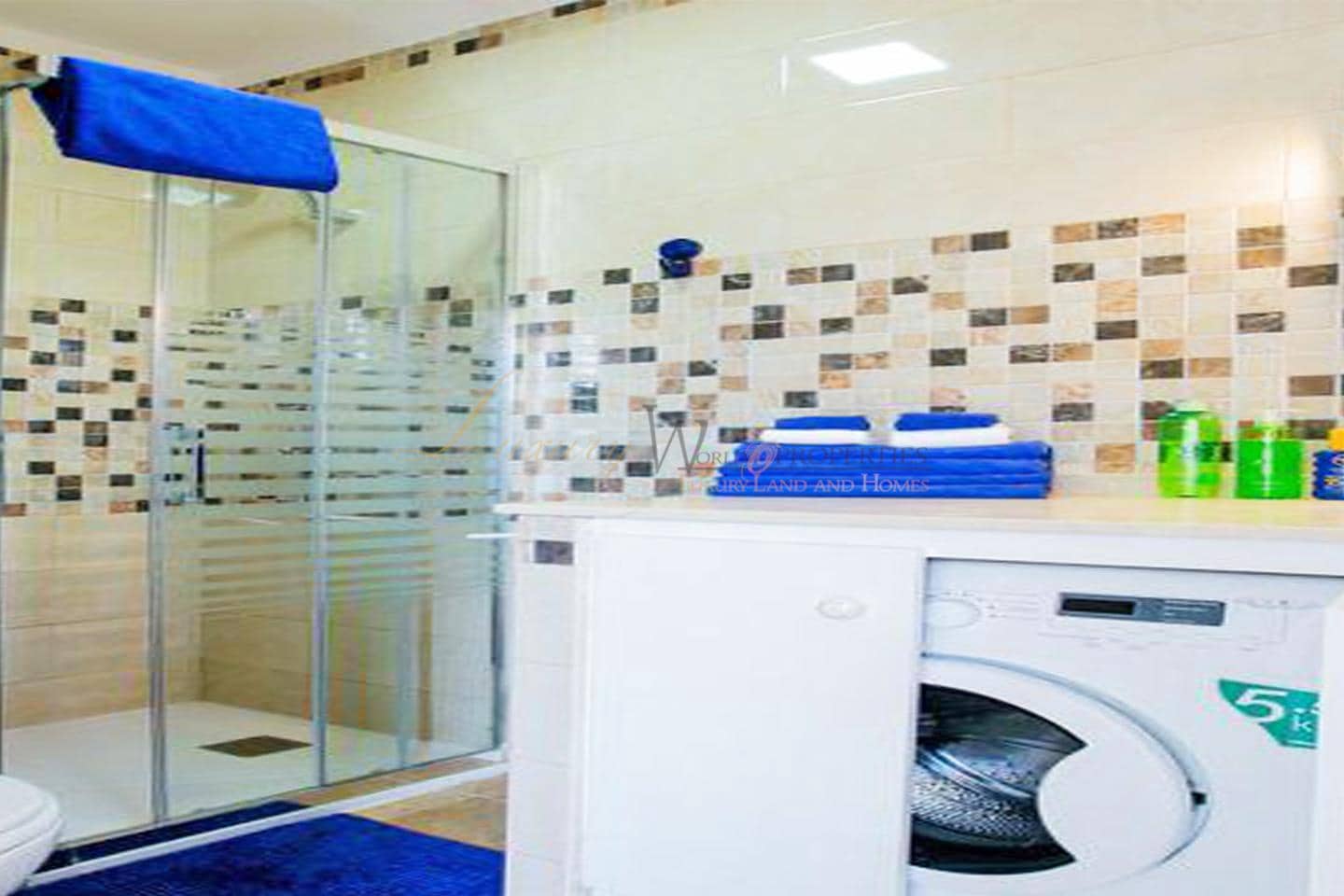 Appartement à vendre à Costa Adeje avec piscine - 252 000 € (Ref: 9833011)