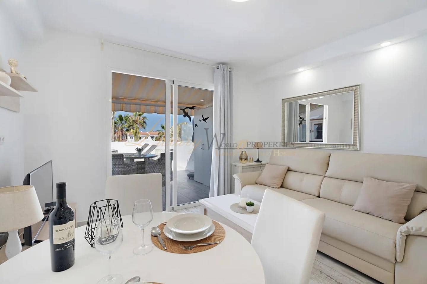 1 bedroom Flat for sale in Costa Adeje with pool - € 338,000 (Ref: 9834542)