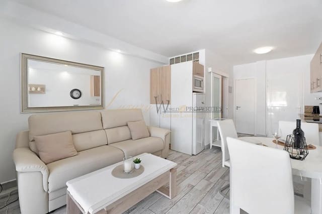 1 bedroom Flat for sale in San Eugenio Alto, Adeje with pool - € 338,000 (Ref: 9834542)