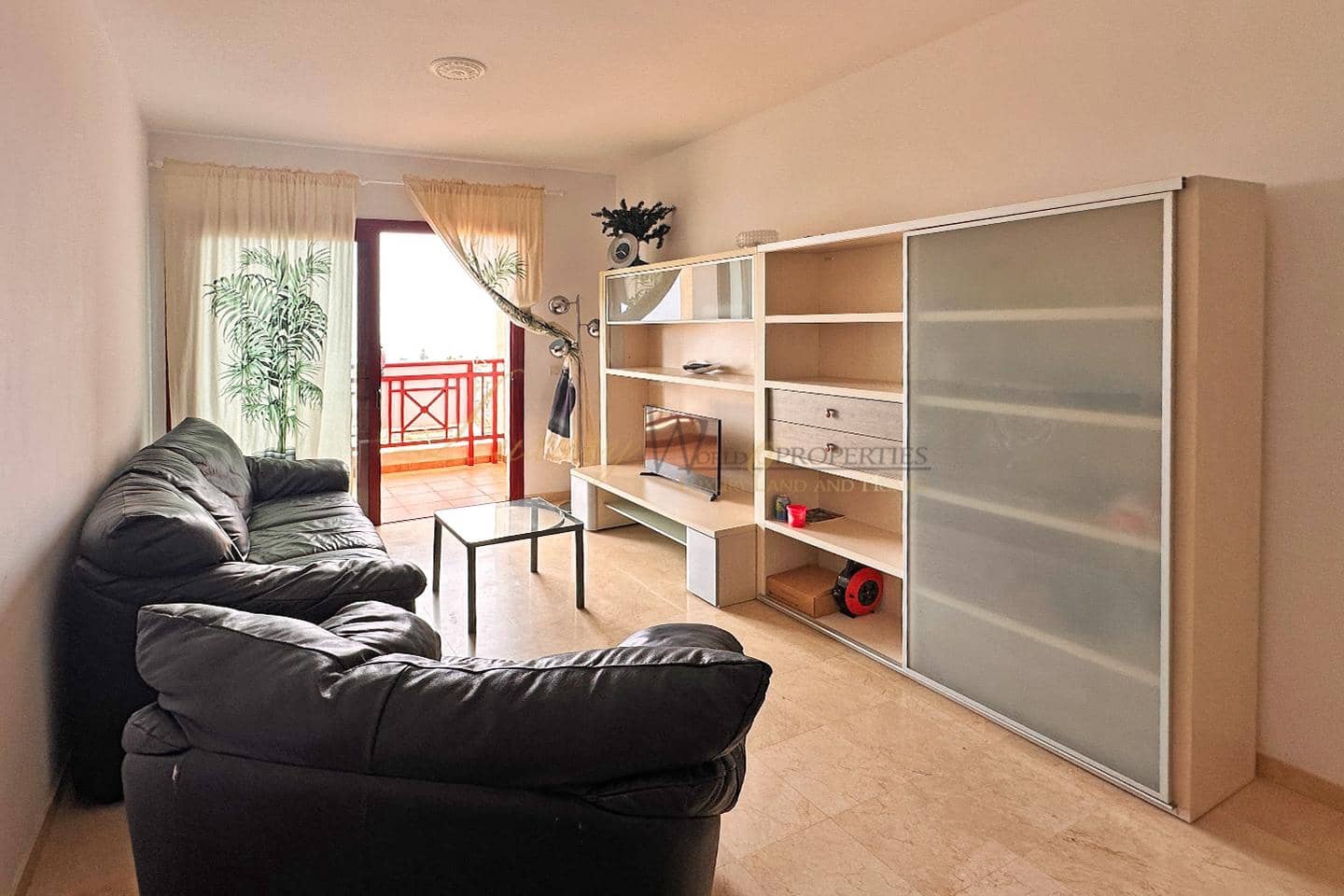 1 bedroom Flat for sale in Palm-Mar with pool garage - € 379,000 (Ref: 9834543)