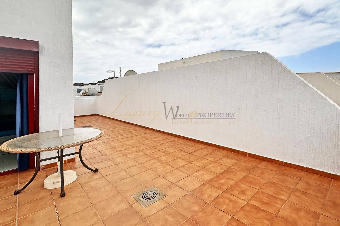1 bedroom Flat for sale in Palm-Mar with pool garage - € 379,000 (Ref: 9834543)