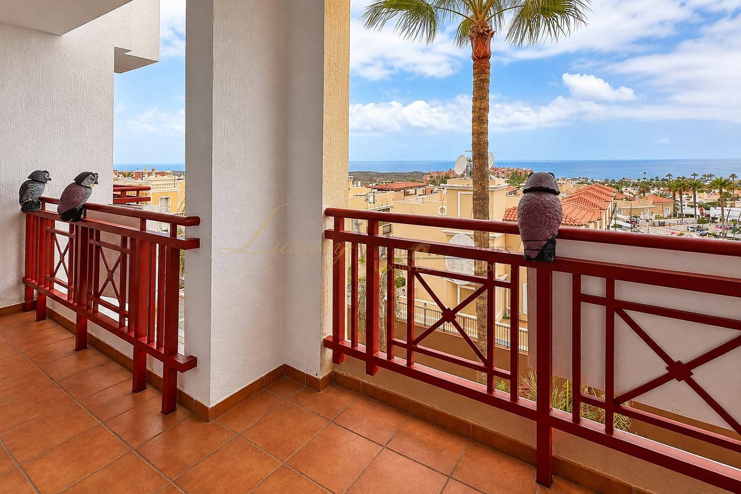 1 bedroom Flat for sale in Palm-Mar with pool garage - € 379,000 (Ref: 9834543)