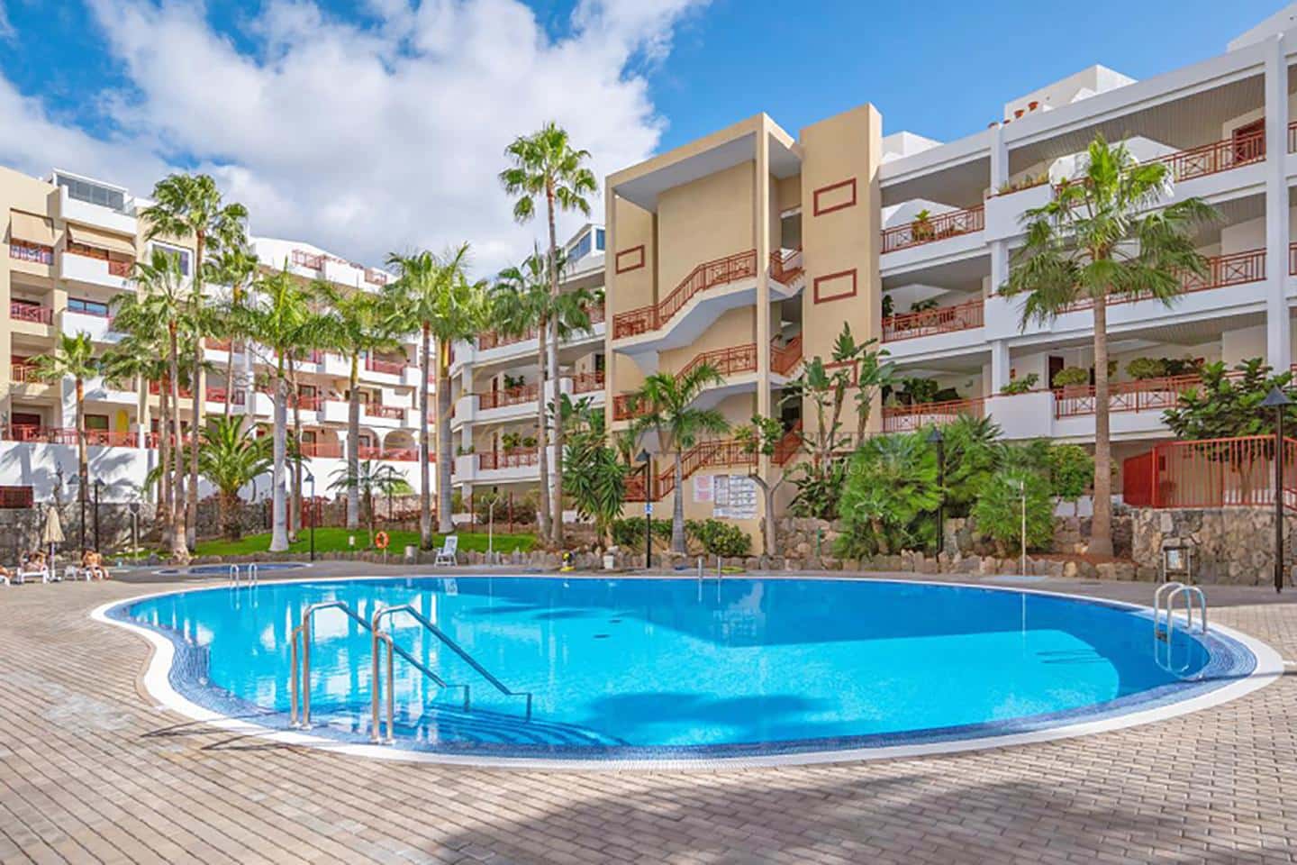 1 bedroom Flat for sale in Palm-Mar with pool garage - € 379,000 (Ref: 9834543)