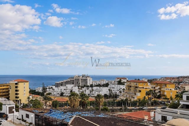 1 slaapkamer Flat te koop in Torviscas Bajo, Adeje met zwembad garage - € 285.000 (Ref: 9838645)