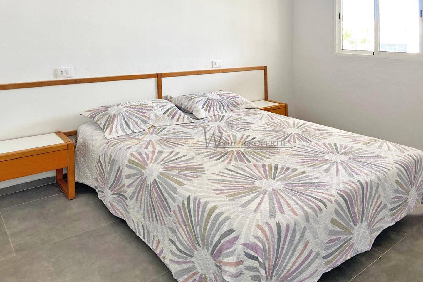 1 slaapkamer Flat te koop in Costa del Silencio met zwembad garage - € 199.500 (Ref: 9838646)