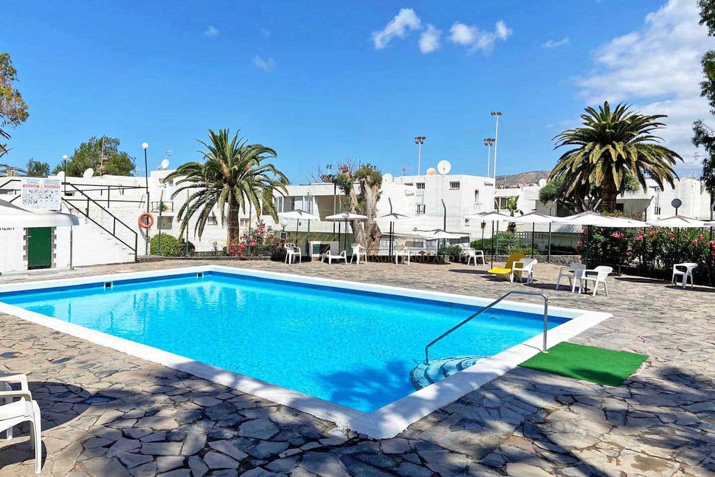 1 slaapkamer Flat te koop in Costa del Silencio met zwembad garage - € 199.500 (Ref: 9838646)