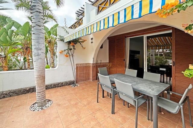 3 makuuhuone Huvila myytävänä paikassa Playa de las Americas, Arona mukana uima-altaan - 1 590 000 € (Ref: 9844468)