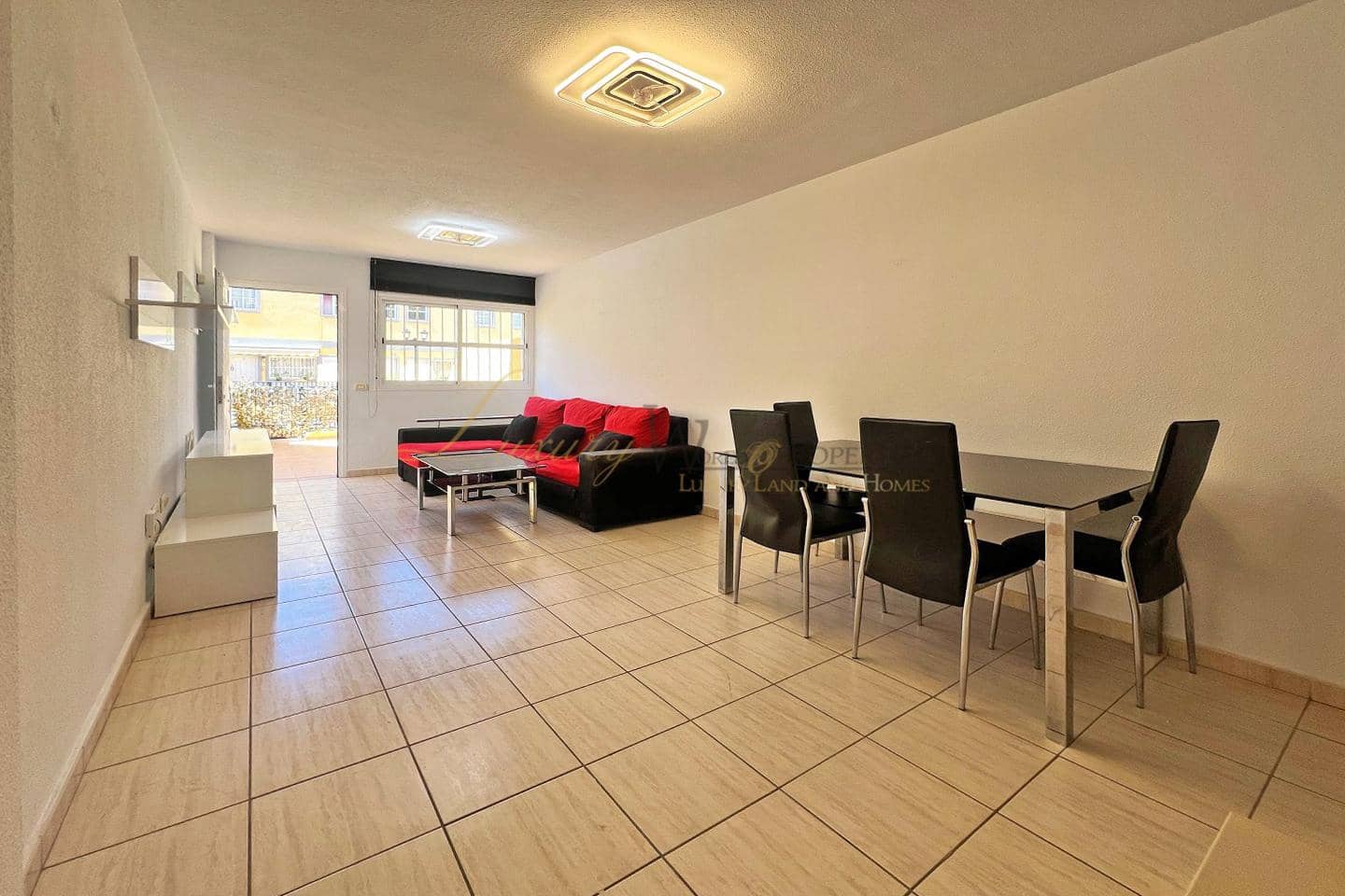 3 bedroom Villa for sale in Valle de San Lorenzo with garage - € 290,000 (Ref: 9844544)