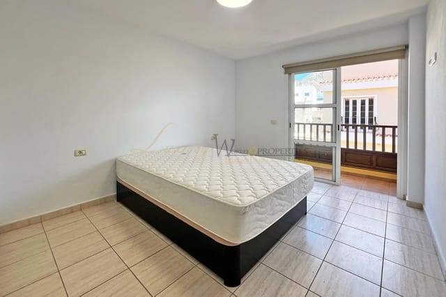 3 soveværelse Villa til salg i Valle de San Lorenzo, Arona med garage - € 290.000 (Ref: 9844544)