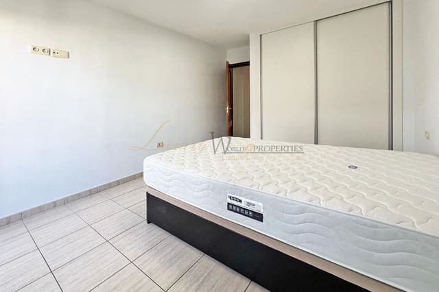 3 soveværelse Villa til salg i Valle de San Lorenzo, Arona med garage - € 290.000 (Ref: 9844544)