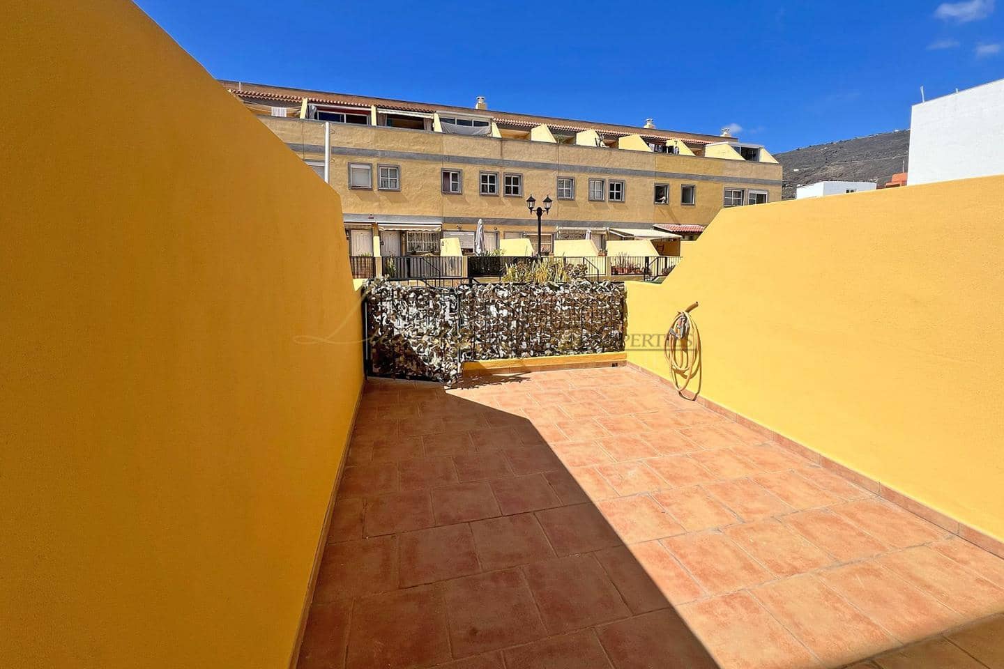 3 bedroom Villa for sale in Valle de San Lorenzo with garage - € 290,000 (Ref: 9844544)
