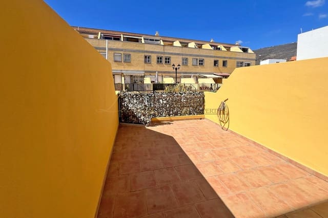 3 soveværelse Villa til salg i Valle de San Lorenzo, Arona med garage - € 290.000 (Ref: 9844544)