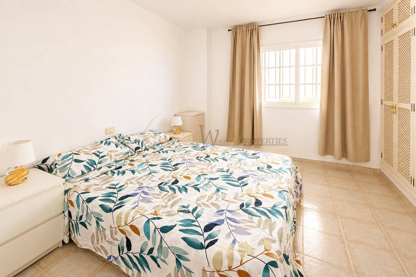 2 bedroom Flat for sale in Costa Adeje with pool - € 449,000 (Ref: 9848072)