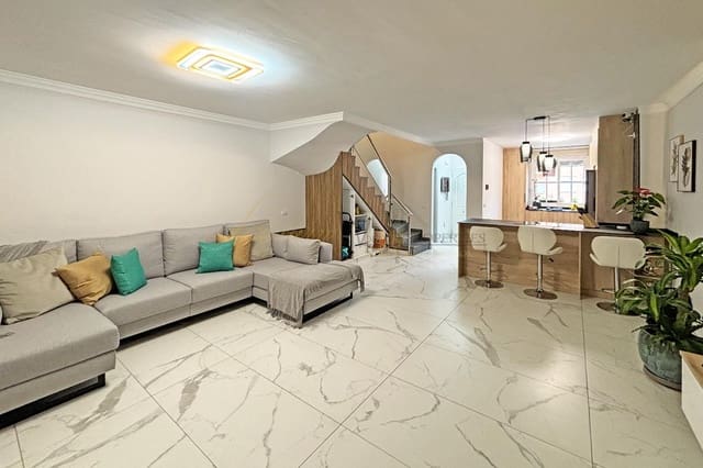 3 chambre Villa/Maison à vendre à San Isidro de Abona, Granadilla de Abona - 395 000 € (Ref: 9850570)