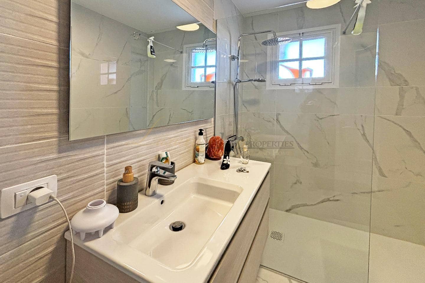 3 chambre Villa/Maison à vendre à San Isidro de Abona - 395 000 € (Ref: 9850570)
